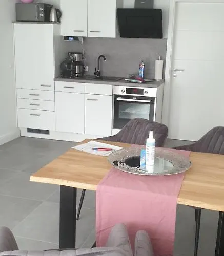 Apartamento Appartementhaus Kleines Glück &meinecardplus